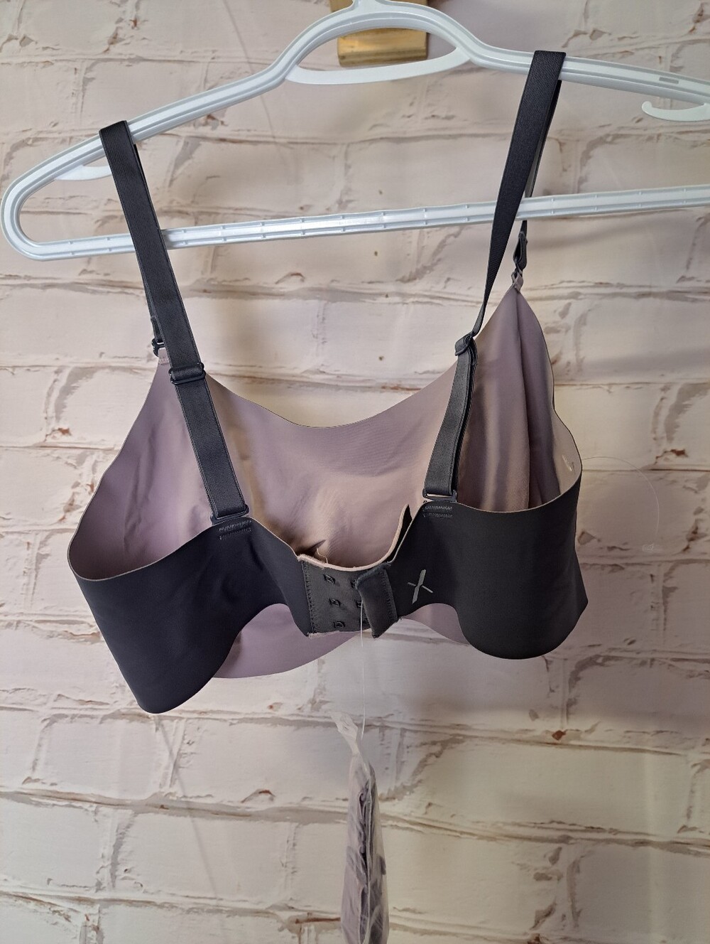 Knix Evolution Reversible Bra - Picture 4 of 7